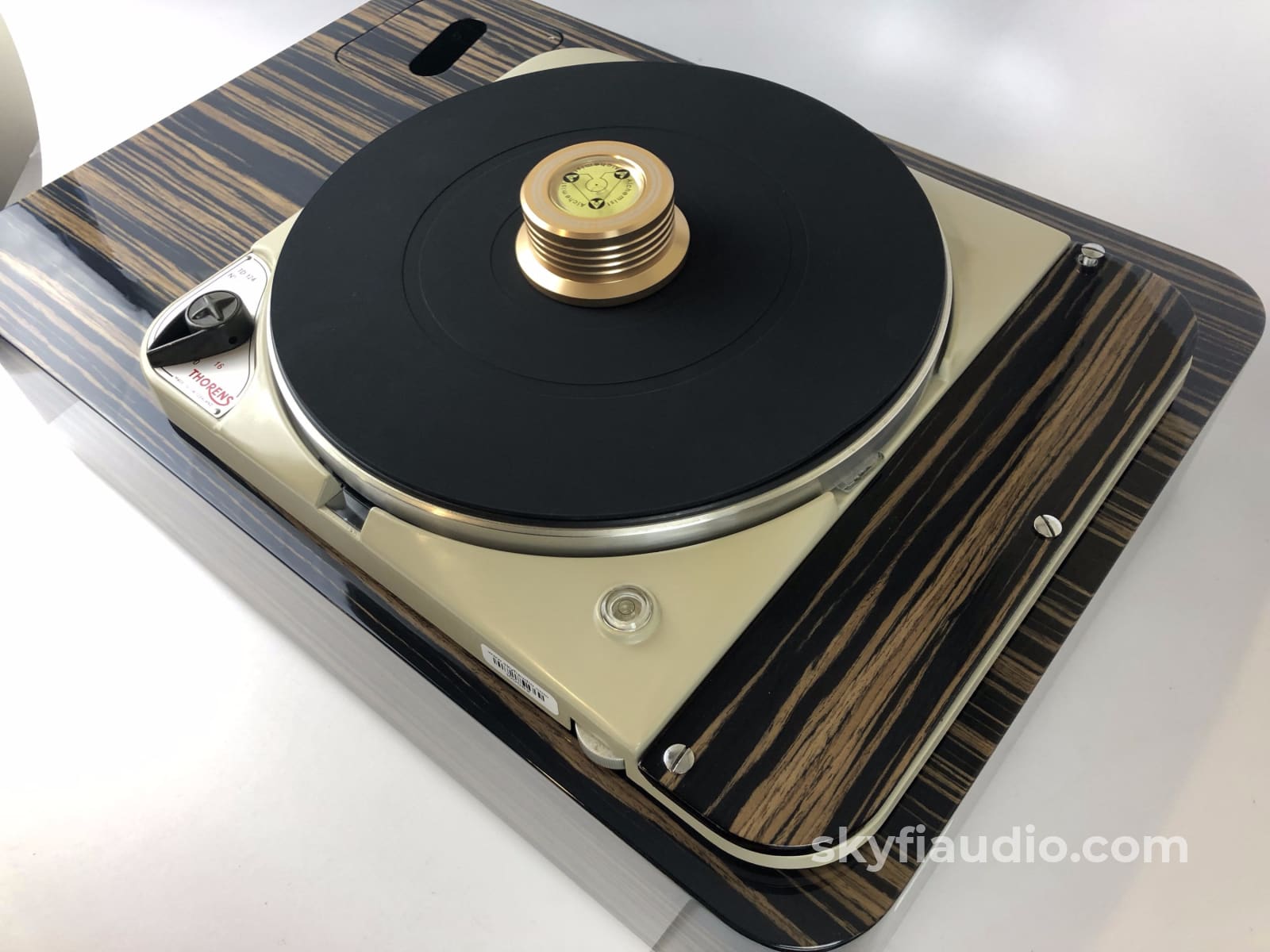 Thorens Td-124 Custom Turntable With Sme3009 Improved Tonearm And Ebony Plinth