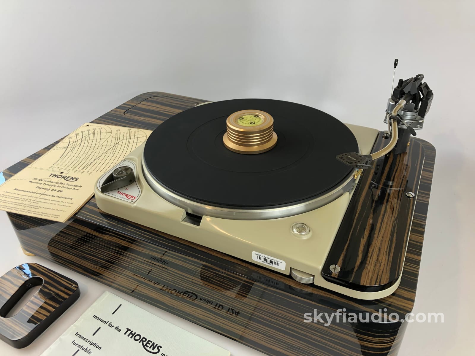 Thorens Td-124 Custom Turntable With Sme3009 Improved Tonearm And Ebony Plinth