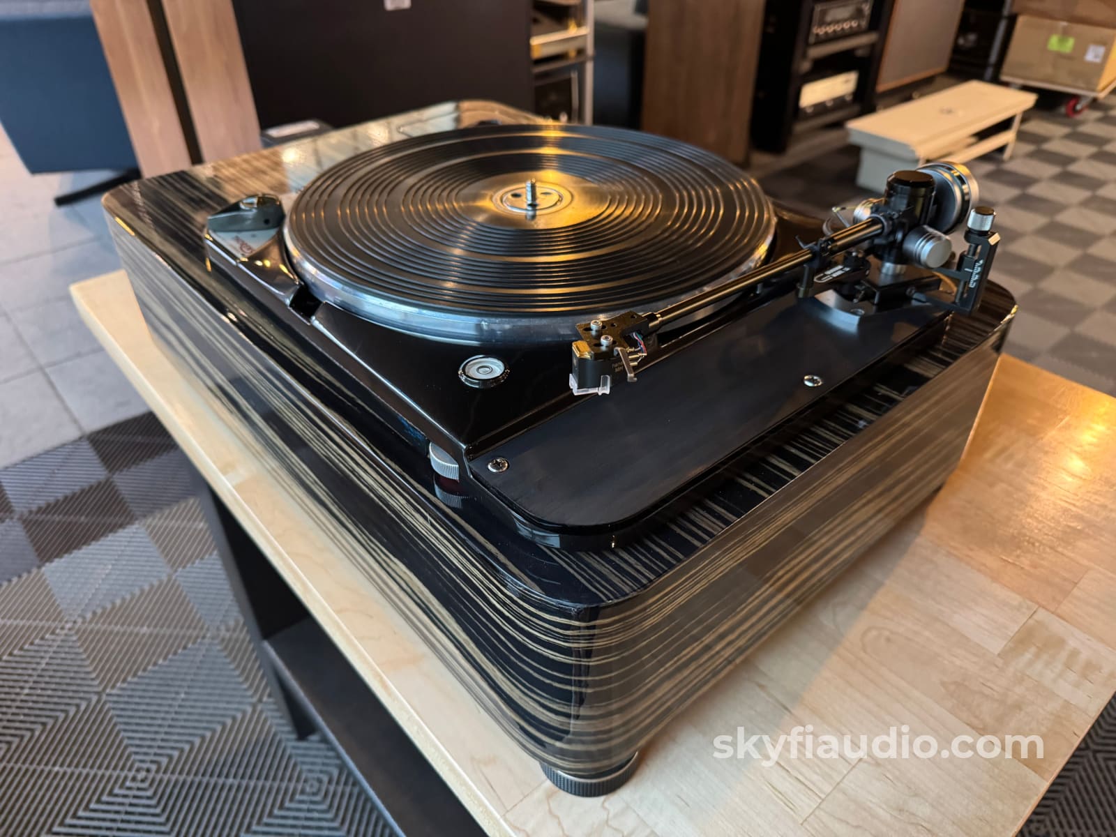 Custom Thorens TD124 Turntable w/ Graham Engineering Tonearm + New Hana MH Turntable