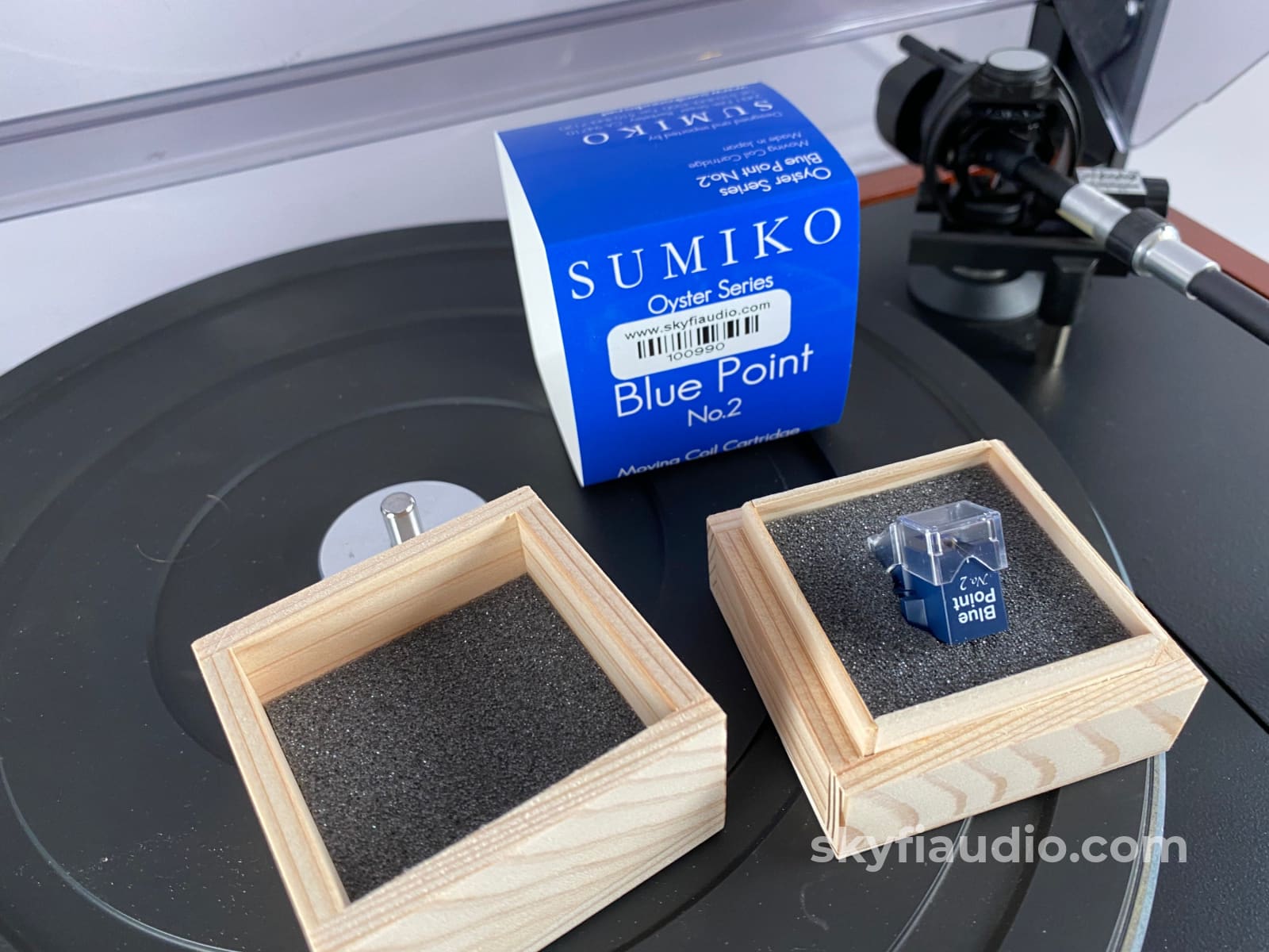 Thorens Td 126 Mkiii Belt Drive Turntable With New Sumiko Blue Point No. 2