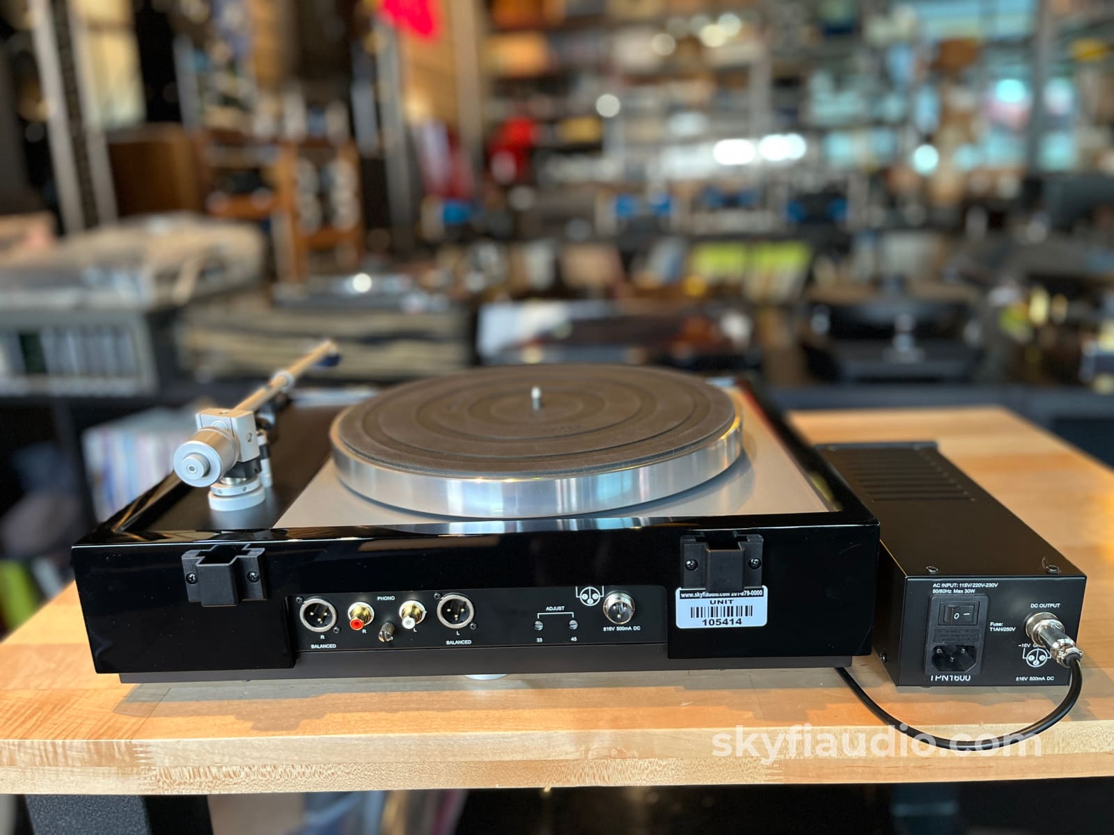 Thorens TD 1601 Belt Drive Semi Automatic Turntable W/ New Sumiko BP No.3 Cartridge - Turntable