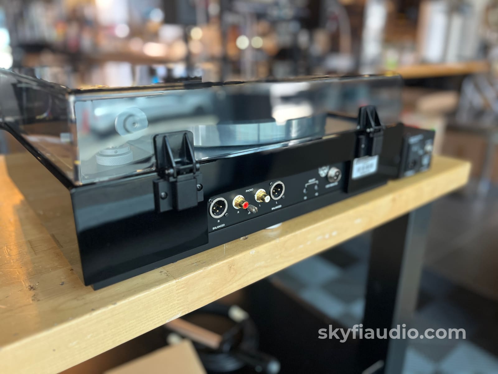 Thorens Td 1601 Belt Drive Semi Automatic Turntable With New Sumiko Bp No.3 Cartridge