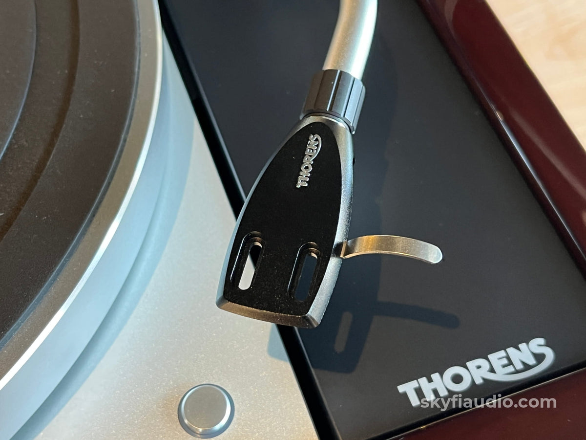 Thorens TD 1601 Turntable W/ New Hana ML Cartridge - Open Box - Turntable