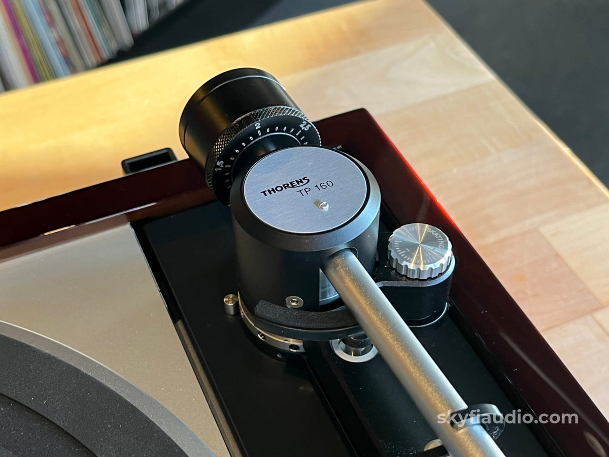 Thorens TD 1601 Turntable W/ New Hana ML Cartridge - Open Box - Turntable