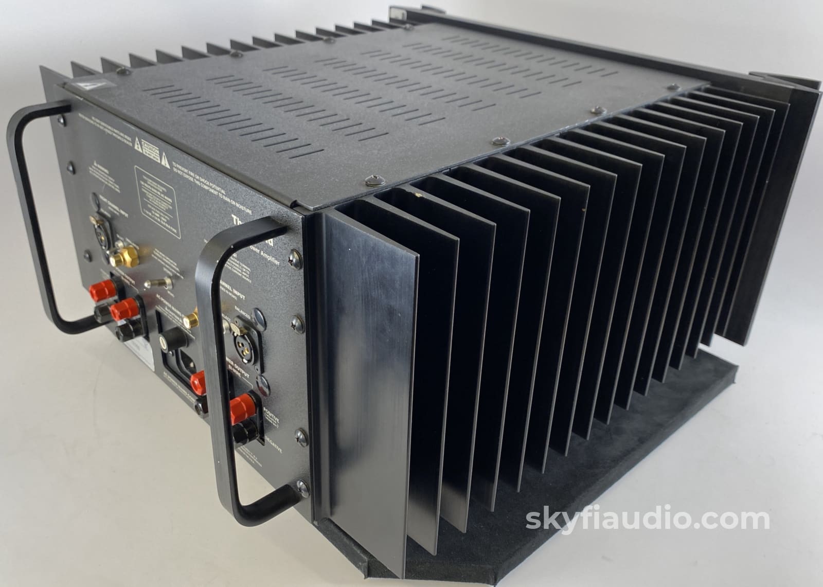 Threshold T-400 Almost Vintage Amplifier - Pure Class A Power