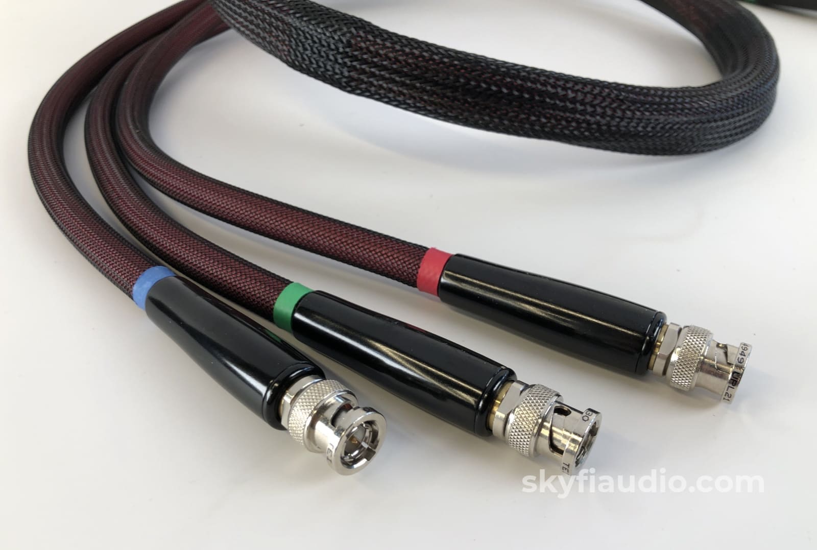 Transparent Cable - High Fidelity Rca To Bnc Component Video 4Ft Cables
