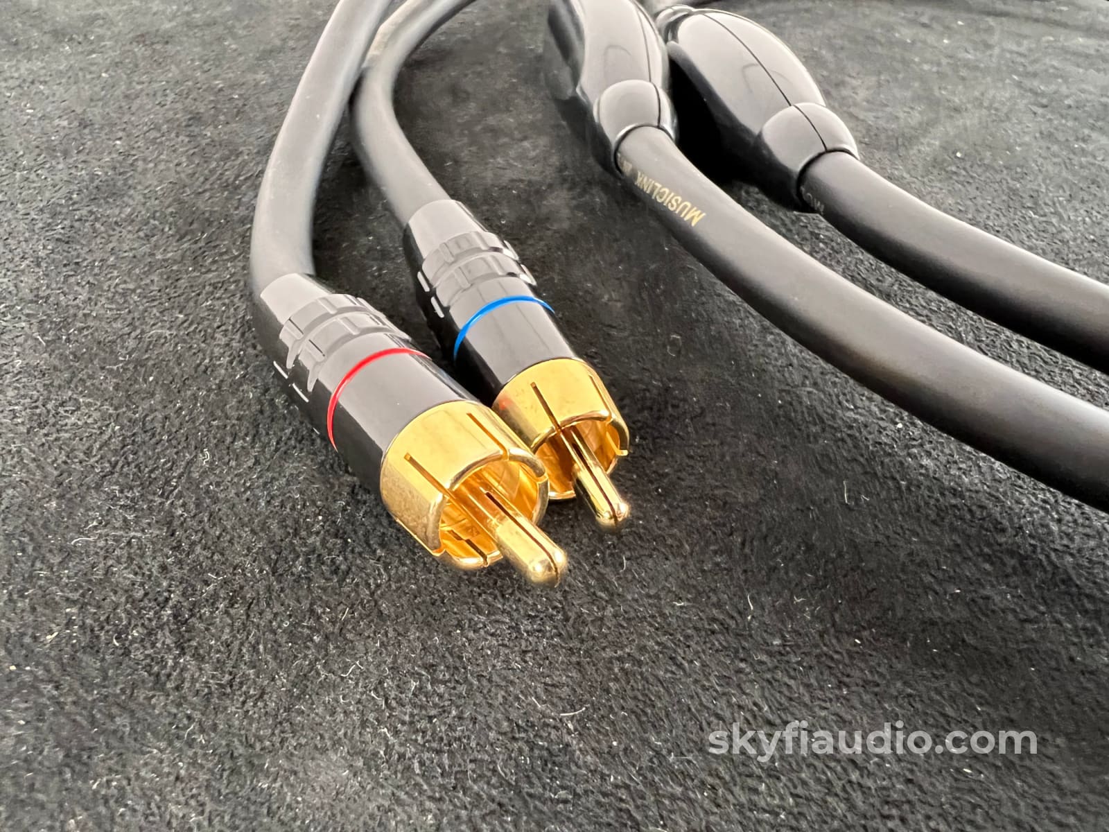 Transparent Musiclink Rca Interconnects (Pair) - 1M Cables