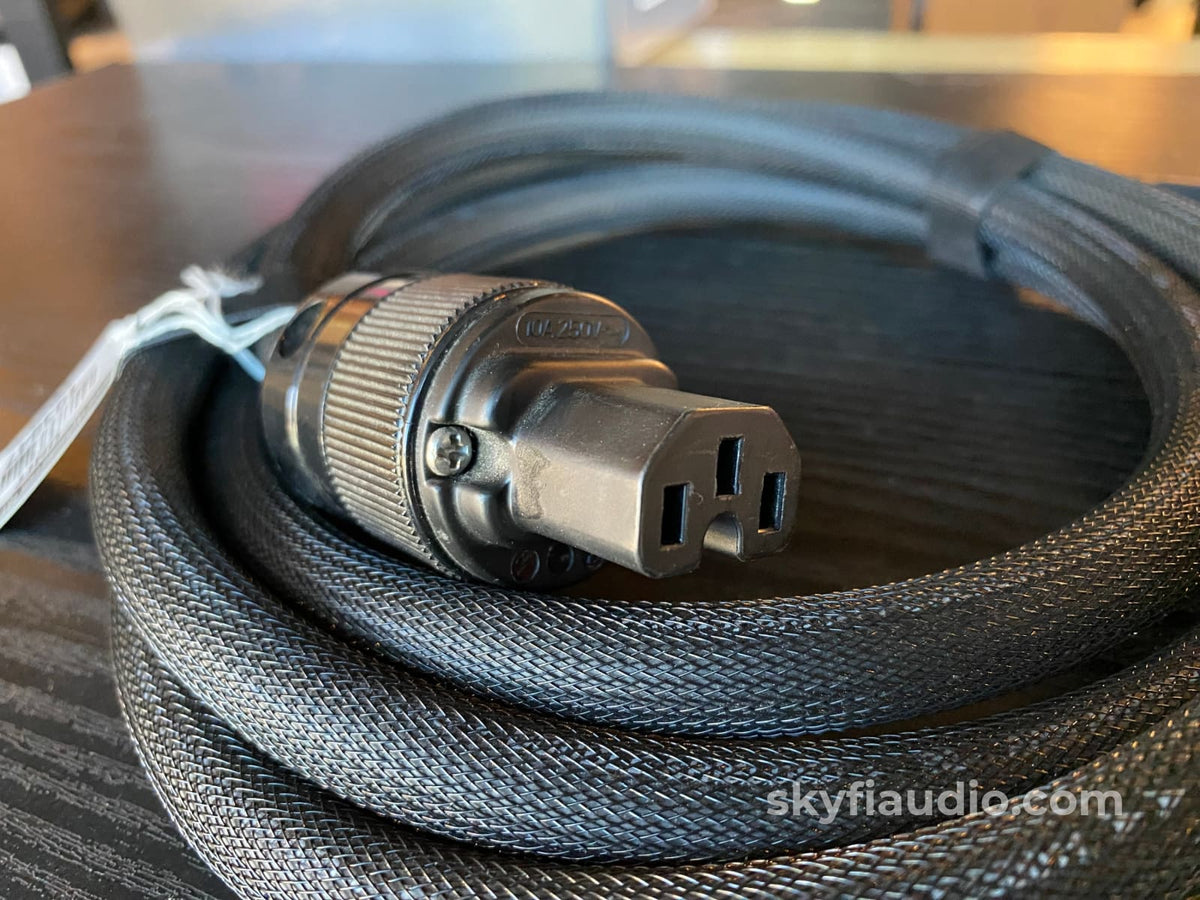 Transparent Powerlink 2M Power Cable Cables