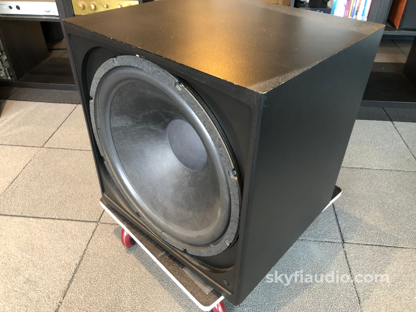 Triad Inroom Powersub Subwoofer - Massive 15 Driver And 300W Amp Thx Certified Speakers