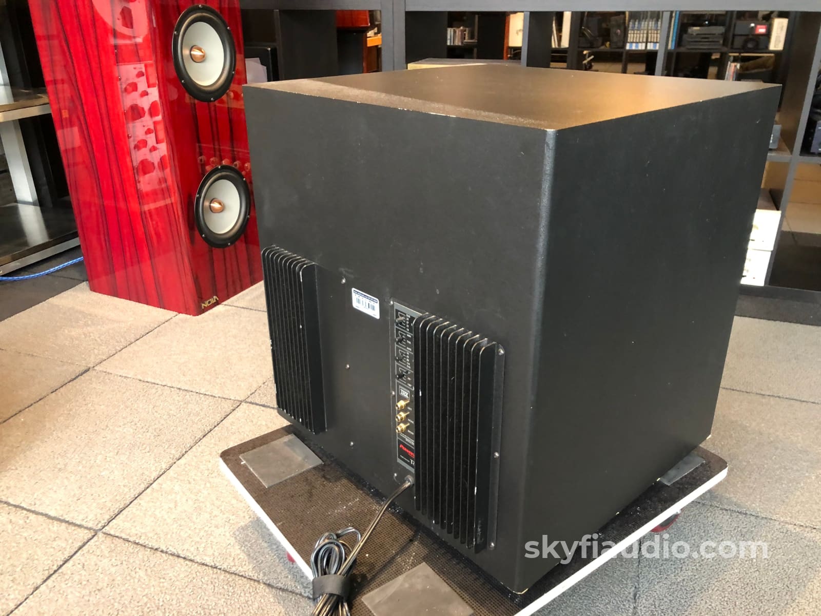 Triad Inroom Powersub Subwoofer - Massive 15 Driver And 300W Amp Thx Certified Speakers