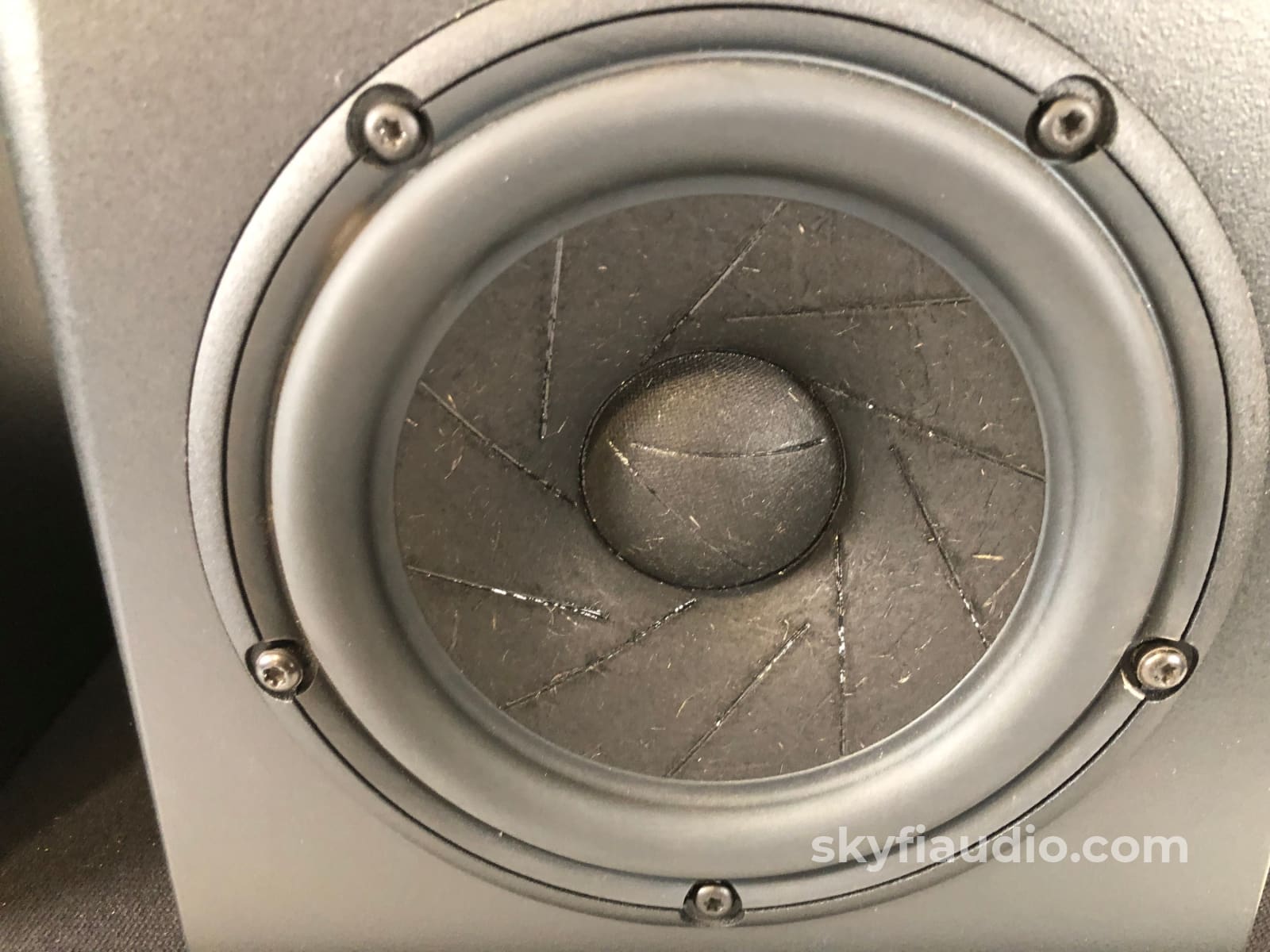 Triad Inroom Silver Minimonitor Bookshelf Speakers