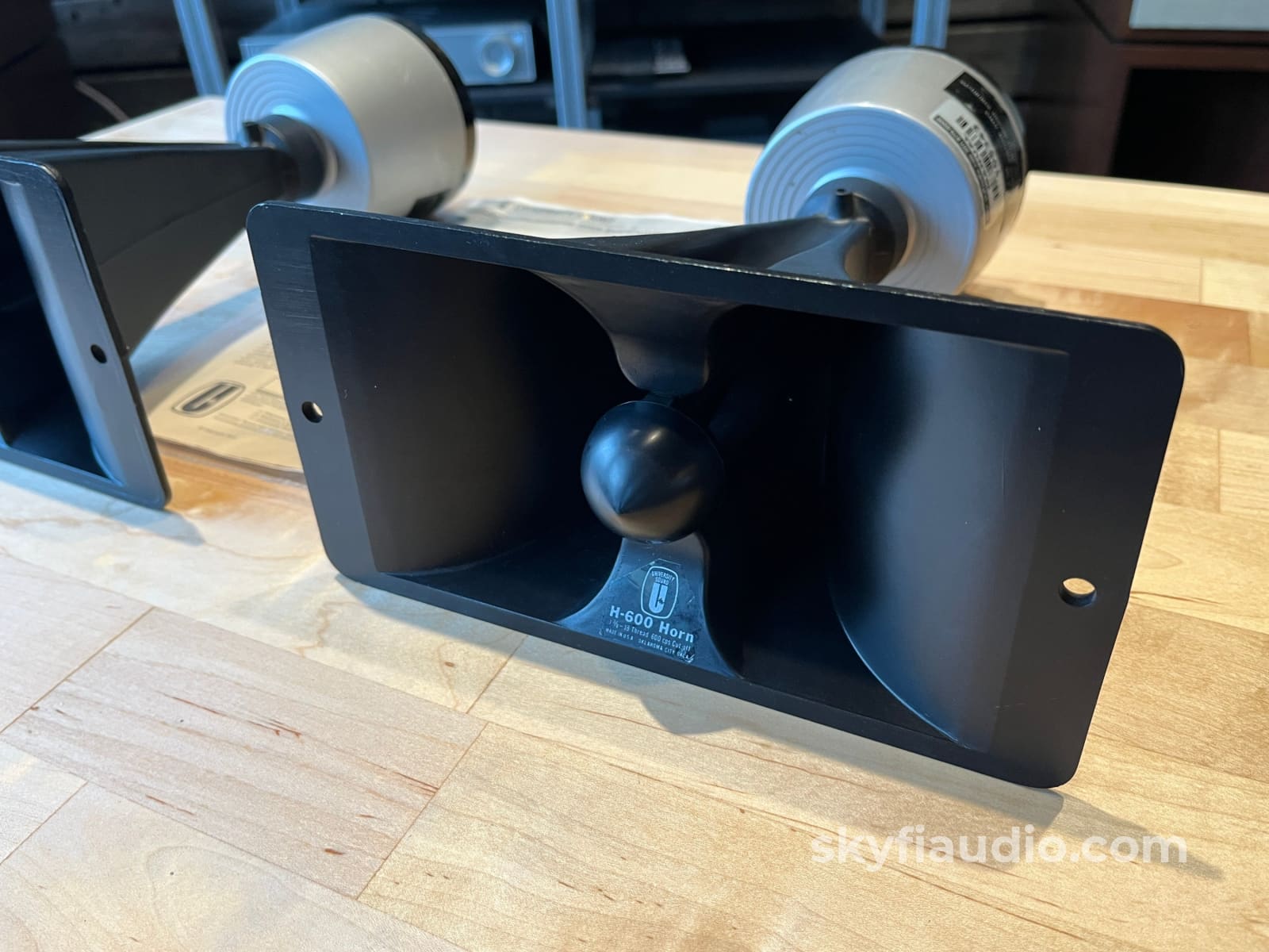 University Sound H600 Horn Speaker Driver Pair Speakers
