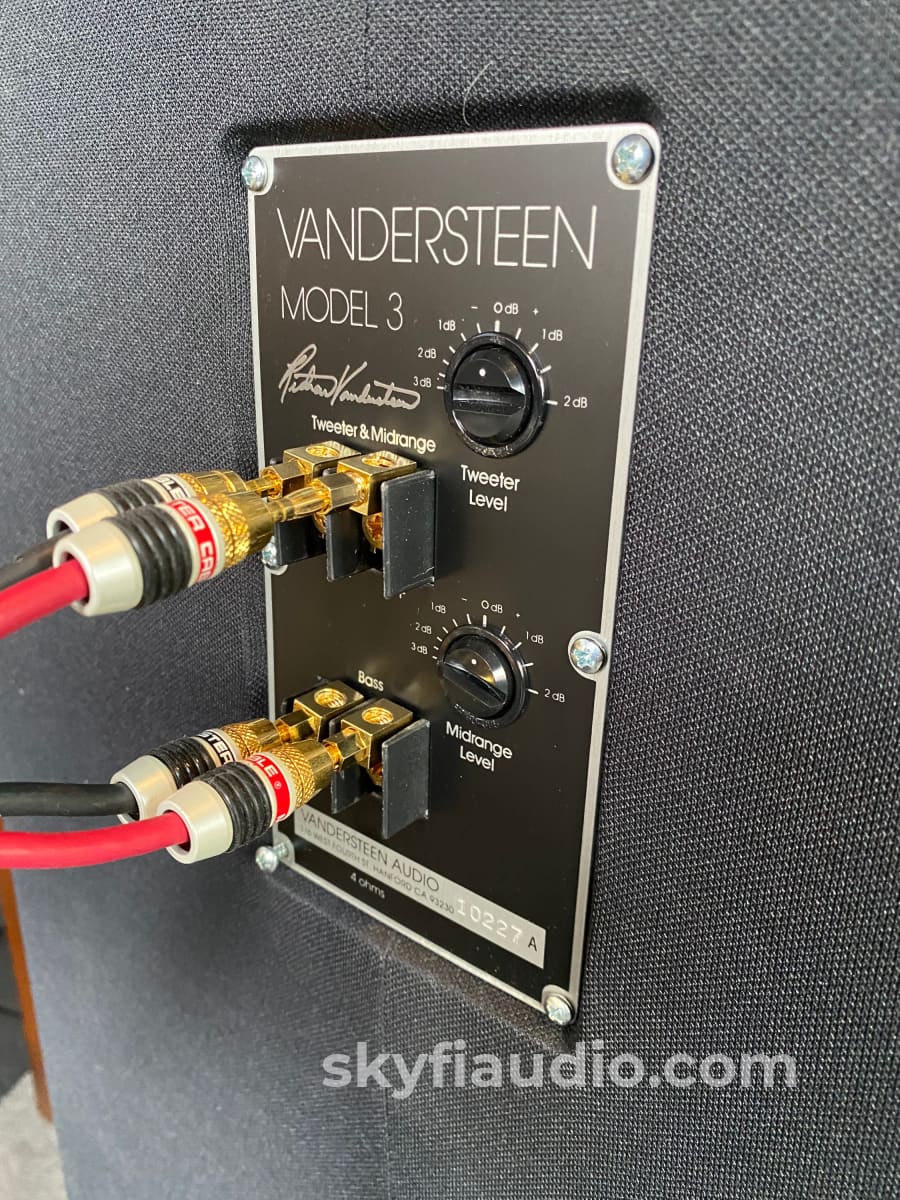 Vandersteen Model 3A Signature Speakers
