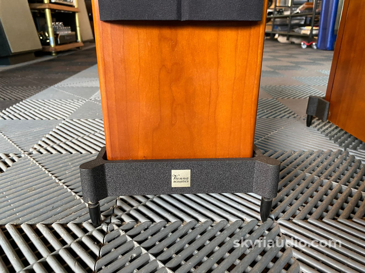 Vienna Acoustics Mozart Grand Speakers In Cherry Reczhufeta7Kaa1Dd