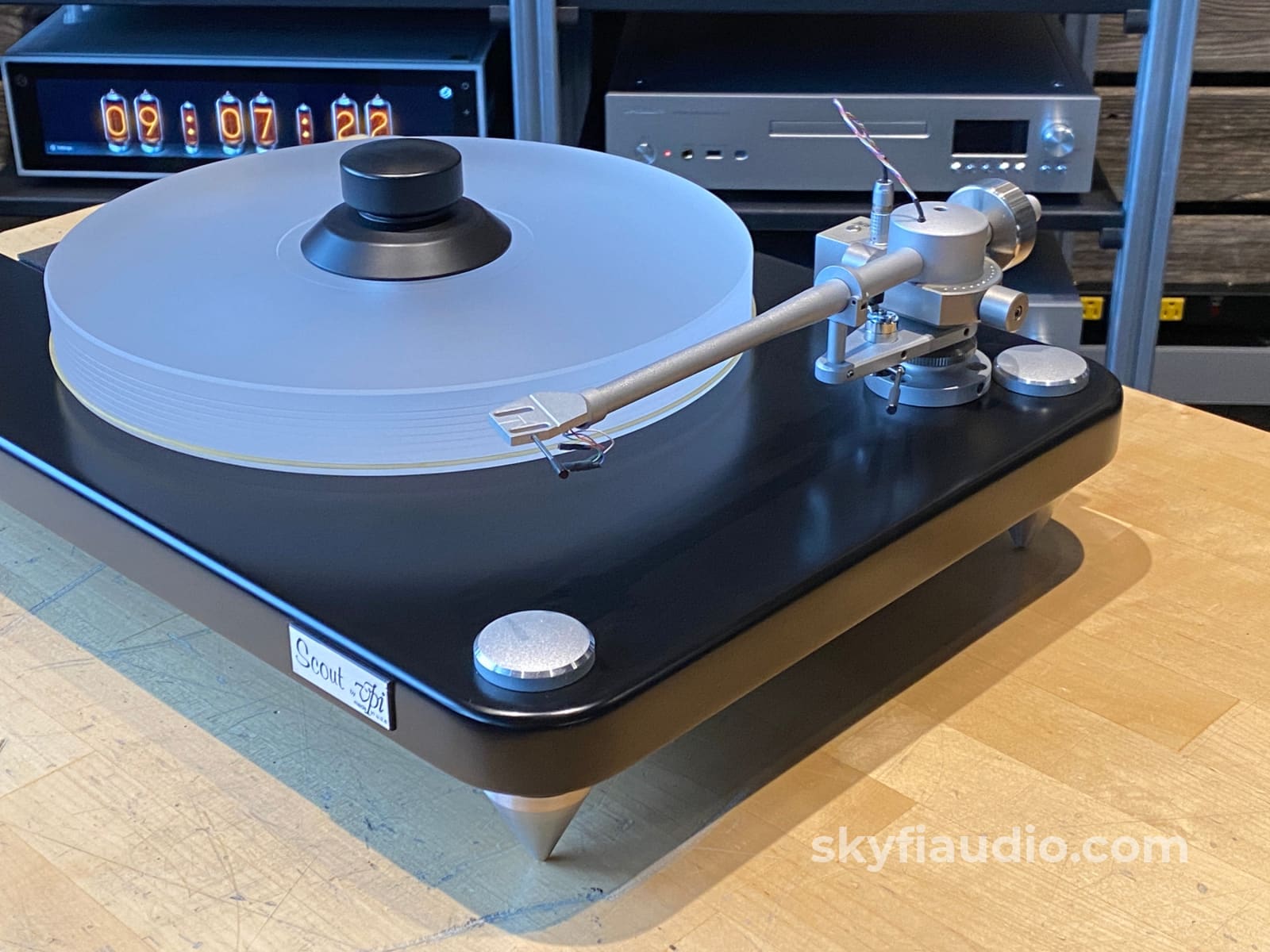 Vpi Aries Scout Turntable