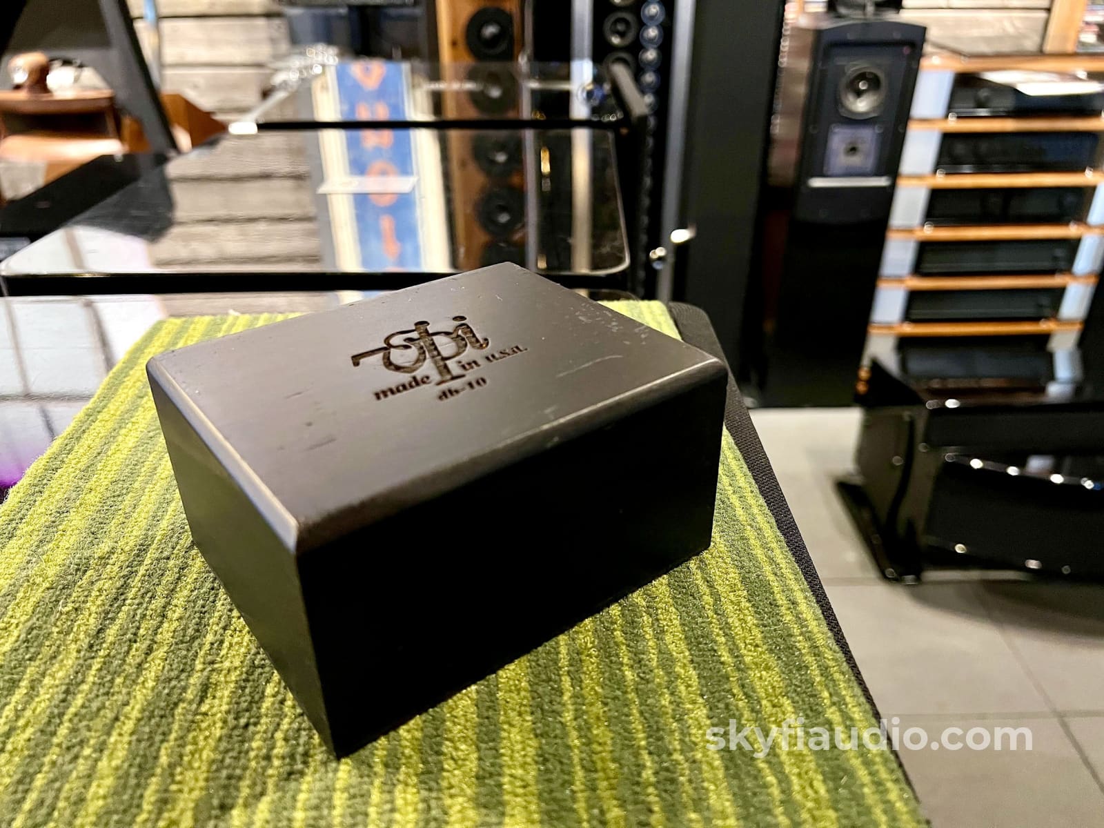 Vpi Db-5 Magic Bricks Skyfi Best Selling Accessory Black Finish