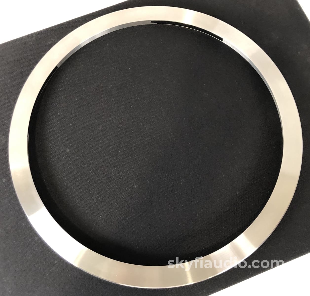 Vpi Industries Periphery Outer Ring Record Clamp - Great Upgrade For Any Table Accessory