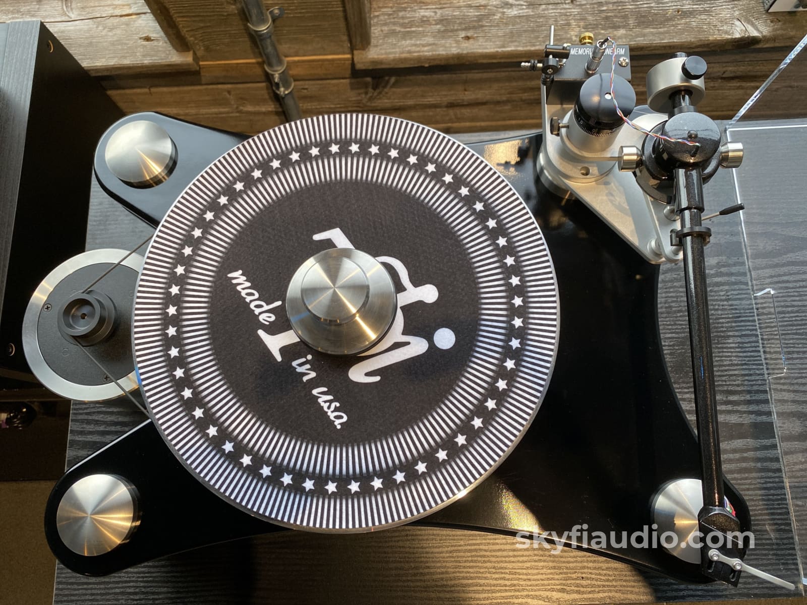 Vpi Prime Signature Turntable With Jmw Memorial Tonearm And New Sumiko Cartridge