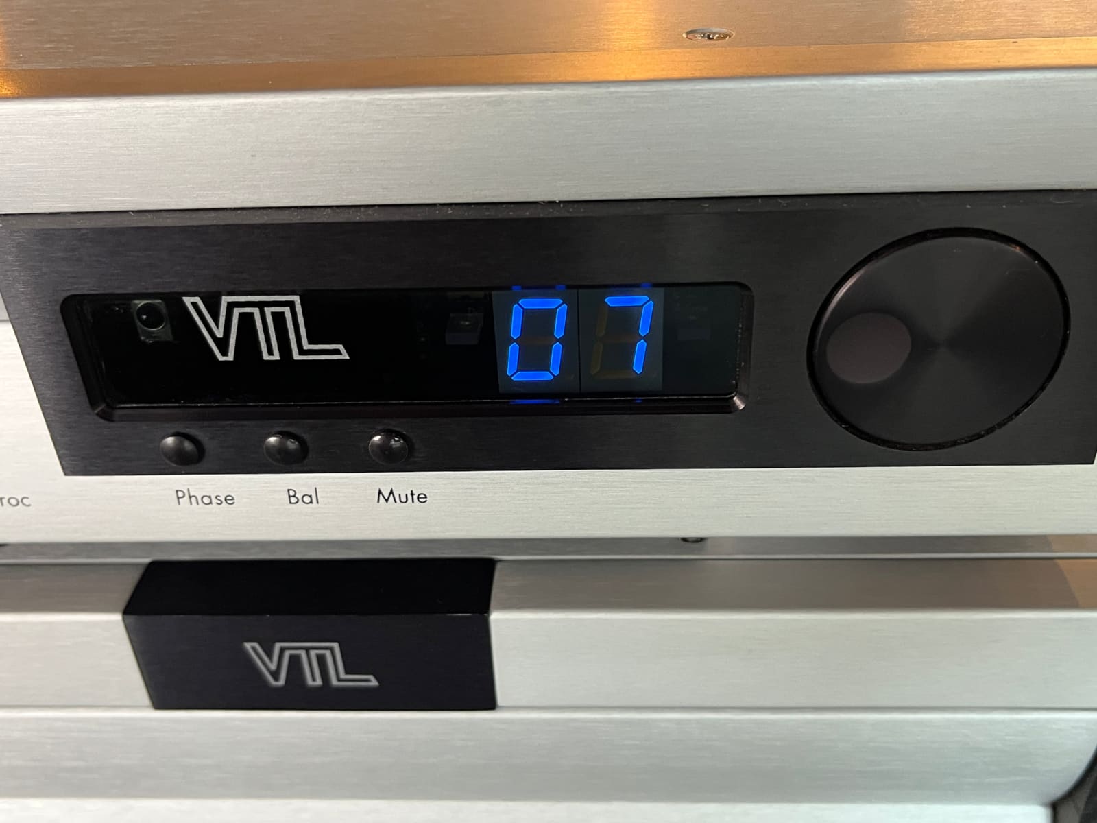 VTL TL7.5 Two Piece Tube/FET Reference Preamplifier - w/ Custom Black Ash Side Panels Preamplifier