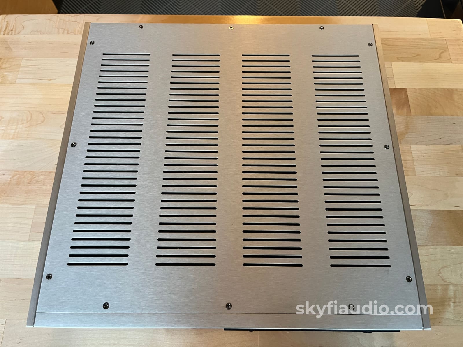 VLT TP6.5 Hybrid Phono Preamplifier Preamplifier