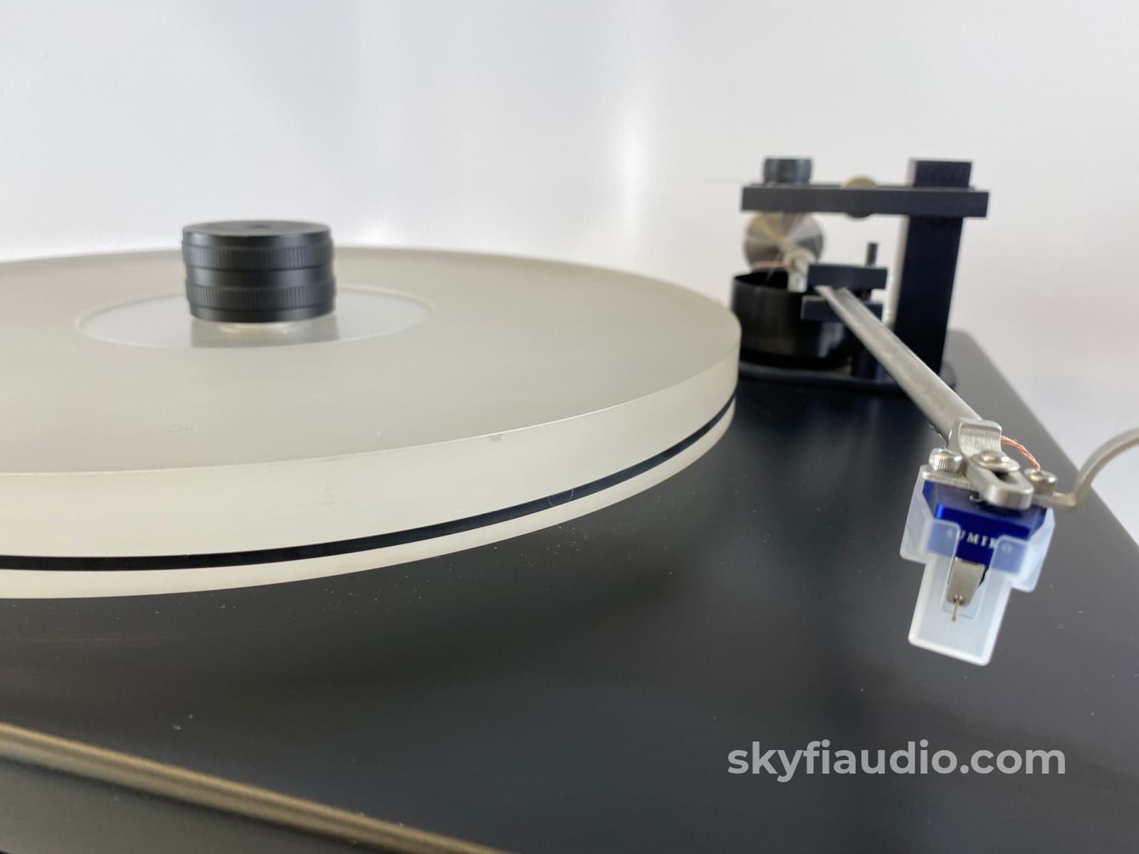 Well Tempered Classic Turntable
