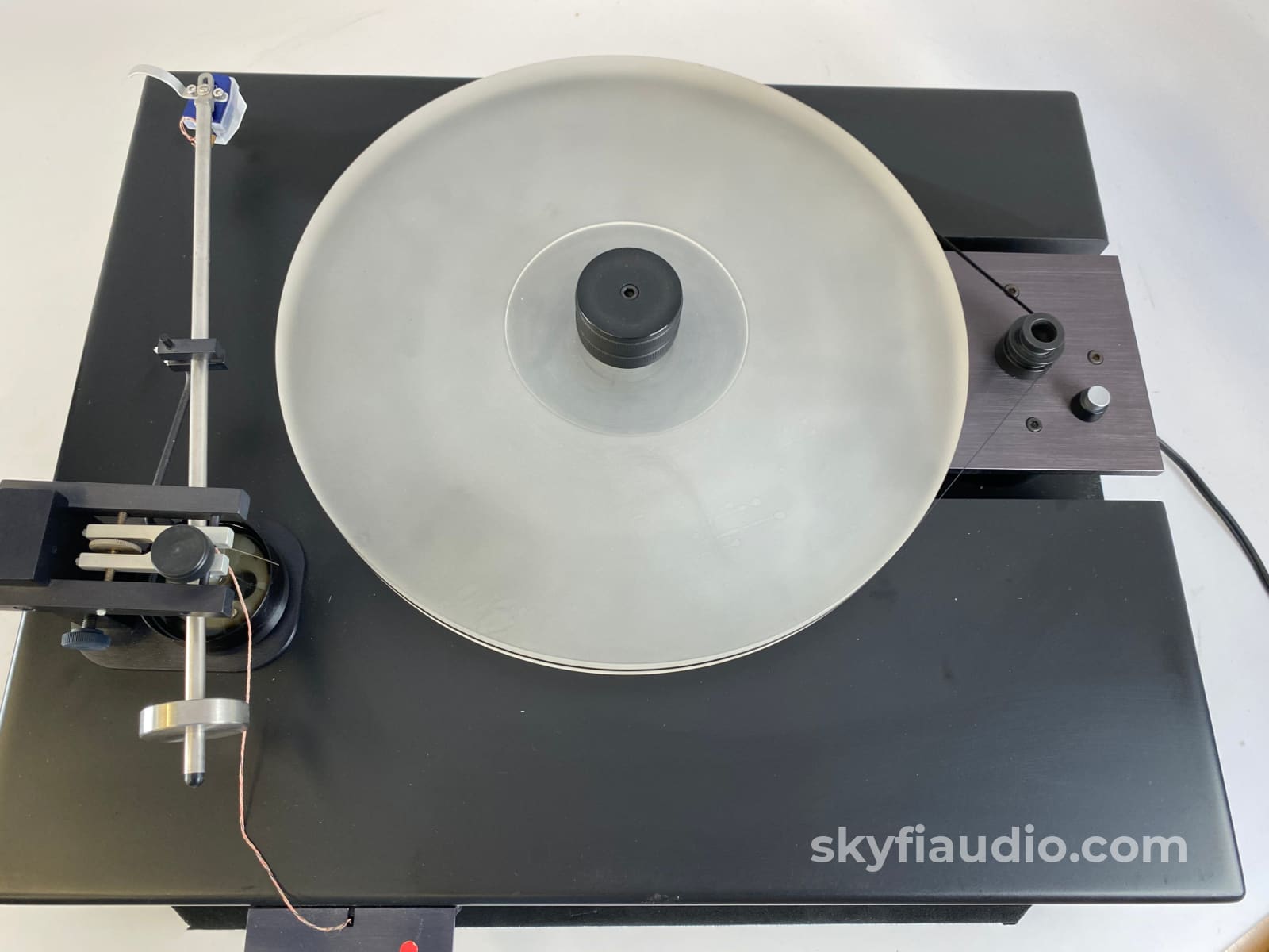 Well Tempered Classic Turntable