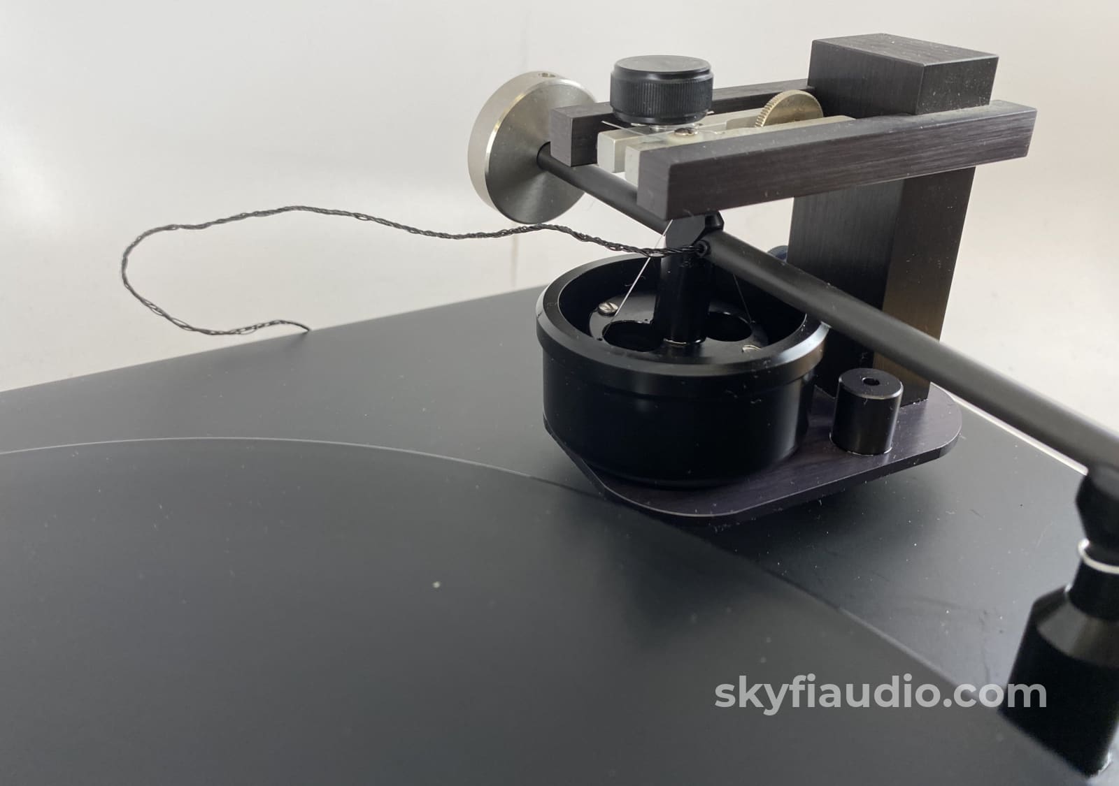 Well Tempered Classic Turntable - With Many Upgrades And Original Dust Cover