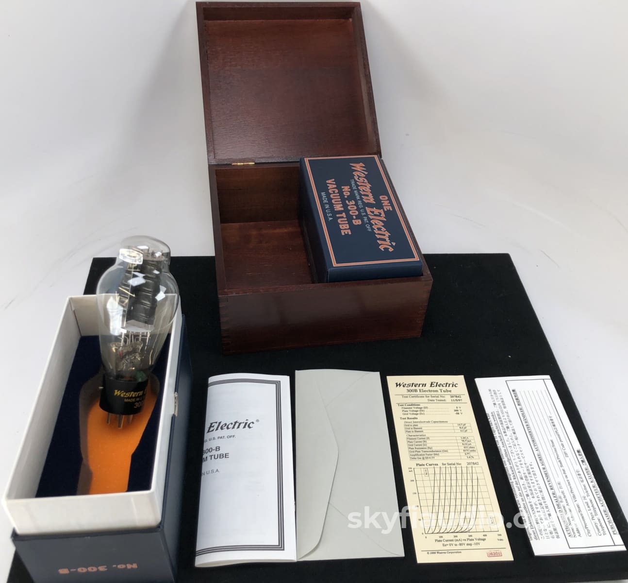 Western Electric No. 300-B Re-Issue NOS Tubes - NEW Matched Pair (Set