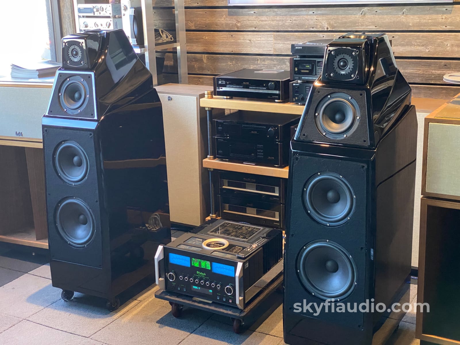 Wilson Audio Alexia Series 2 Speakers - Tas Editors Choice