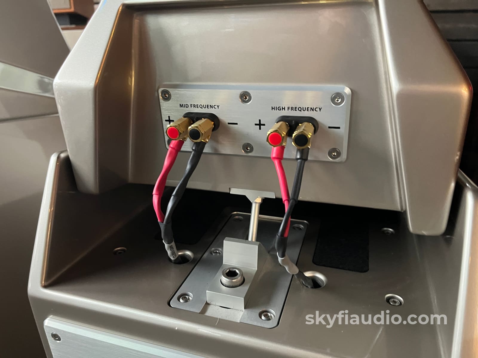 Wilson Audio Sasha Watt Puppy Series 2 Speakers - with Original Crates and Accessories Speakers