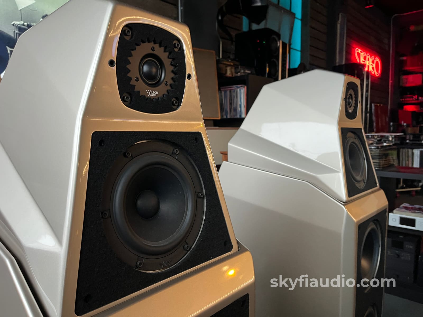 Wilson Audio Sasha Watt Puppy Series 2 Speakers - with Original Crates and Accessories Speakers