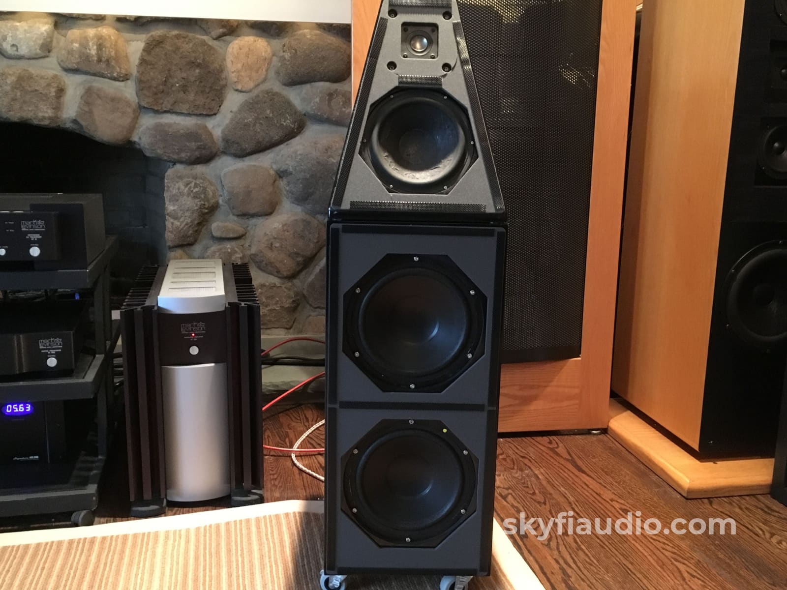 Wilson Audio Watt / Puppy System V (5) Speakers