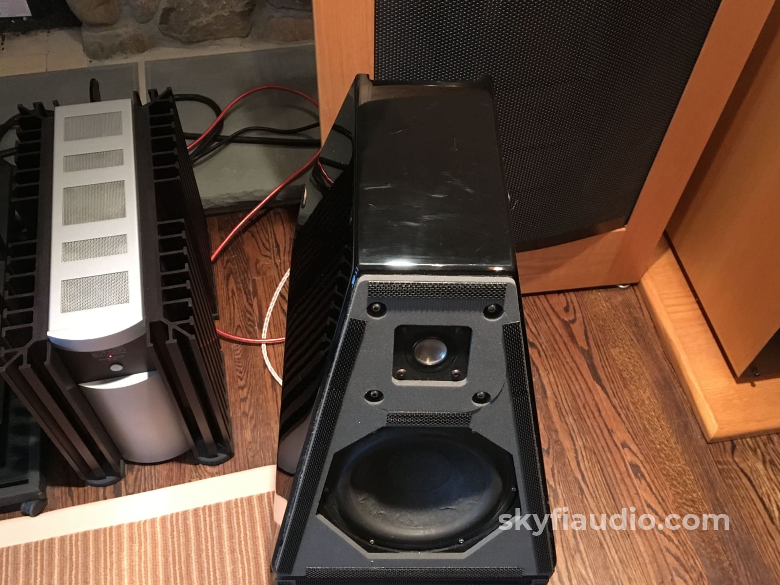 Wilson Audio Watt / Puppy System V (5) Speakers