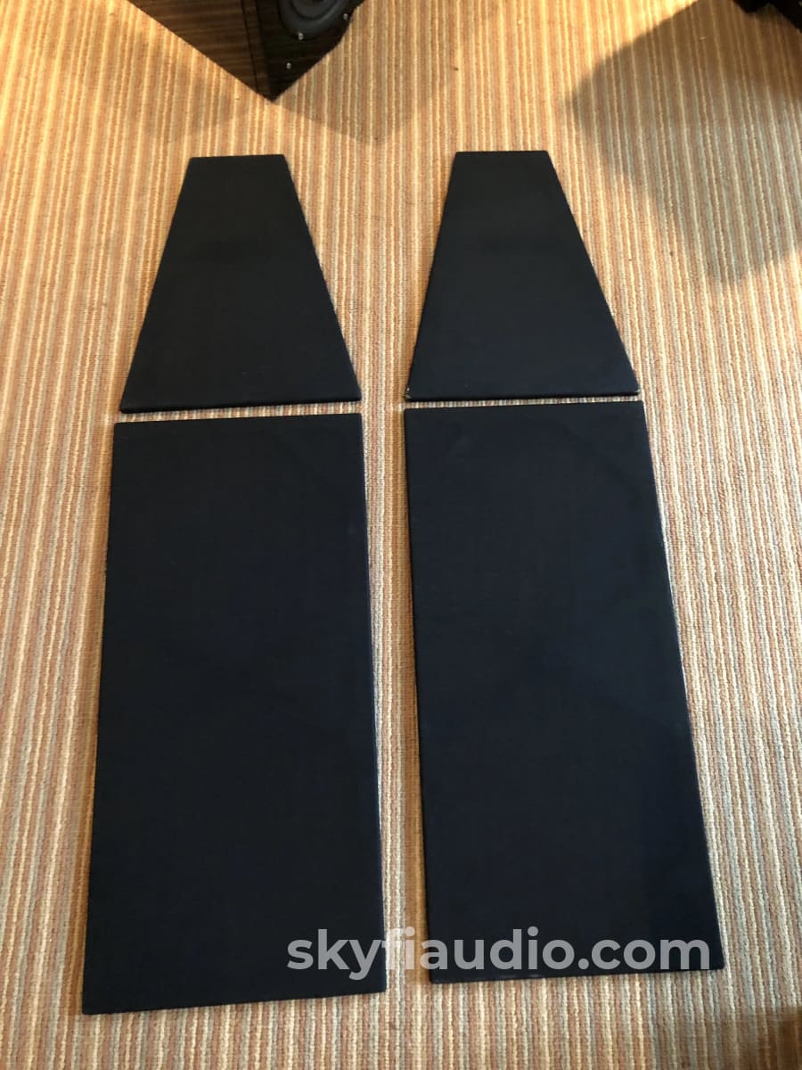 Wilson Audio Watt / Puppy System V (5) Speakers - With Grills And Spikes