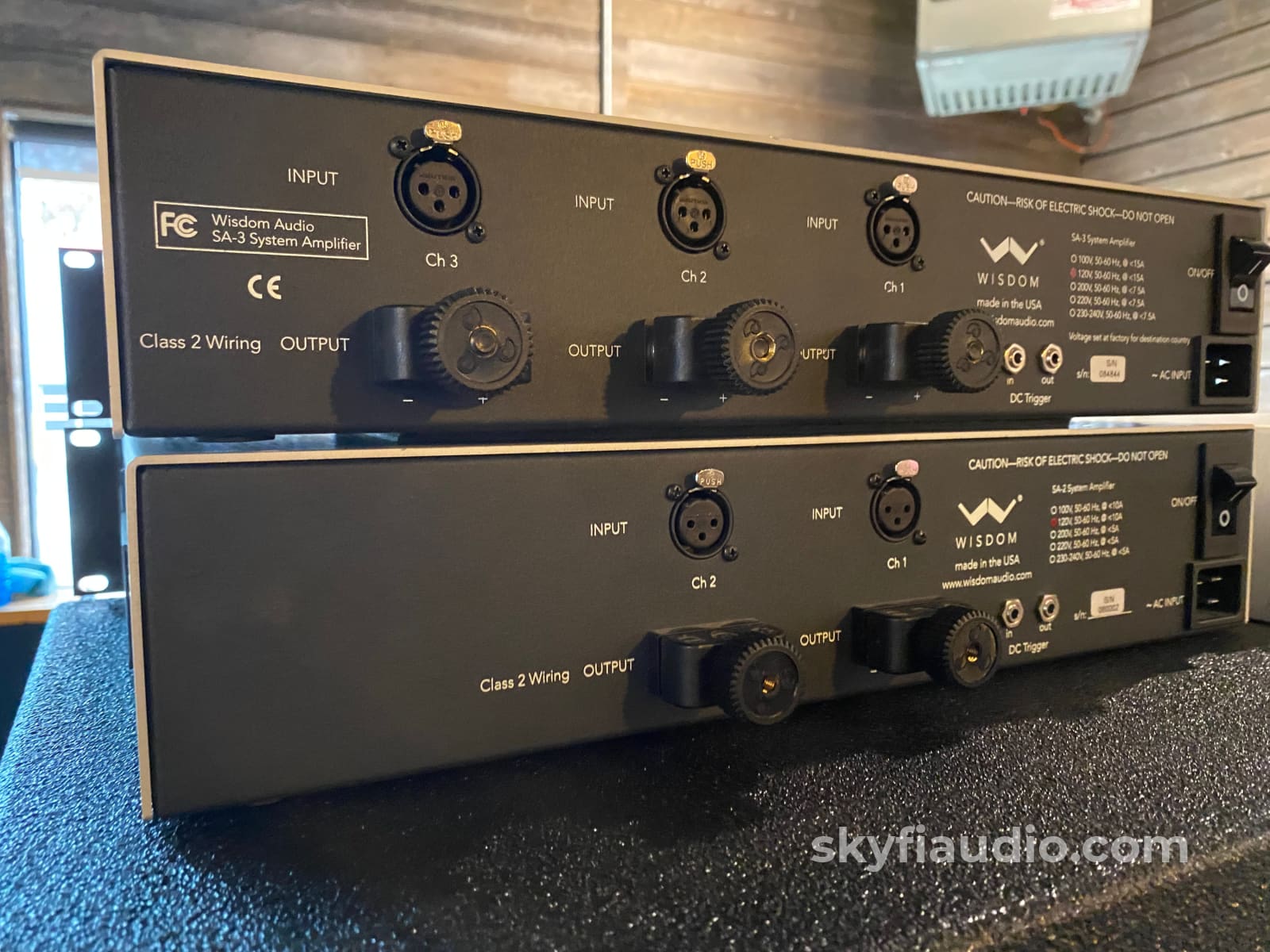 Wisdom Audio 2.1 Line Array Active Speaker System - Killer For Large Rooms Speakers