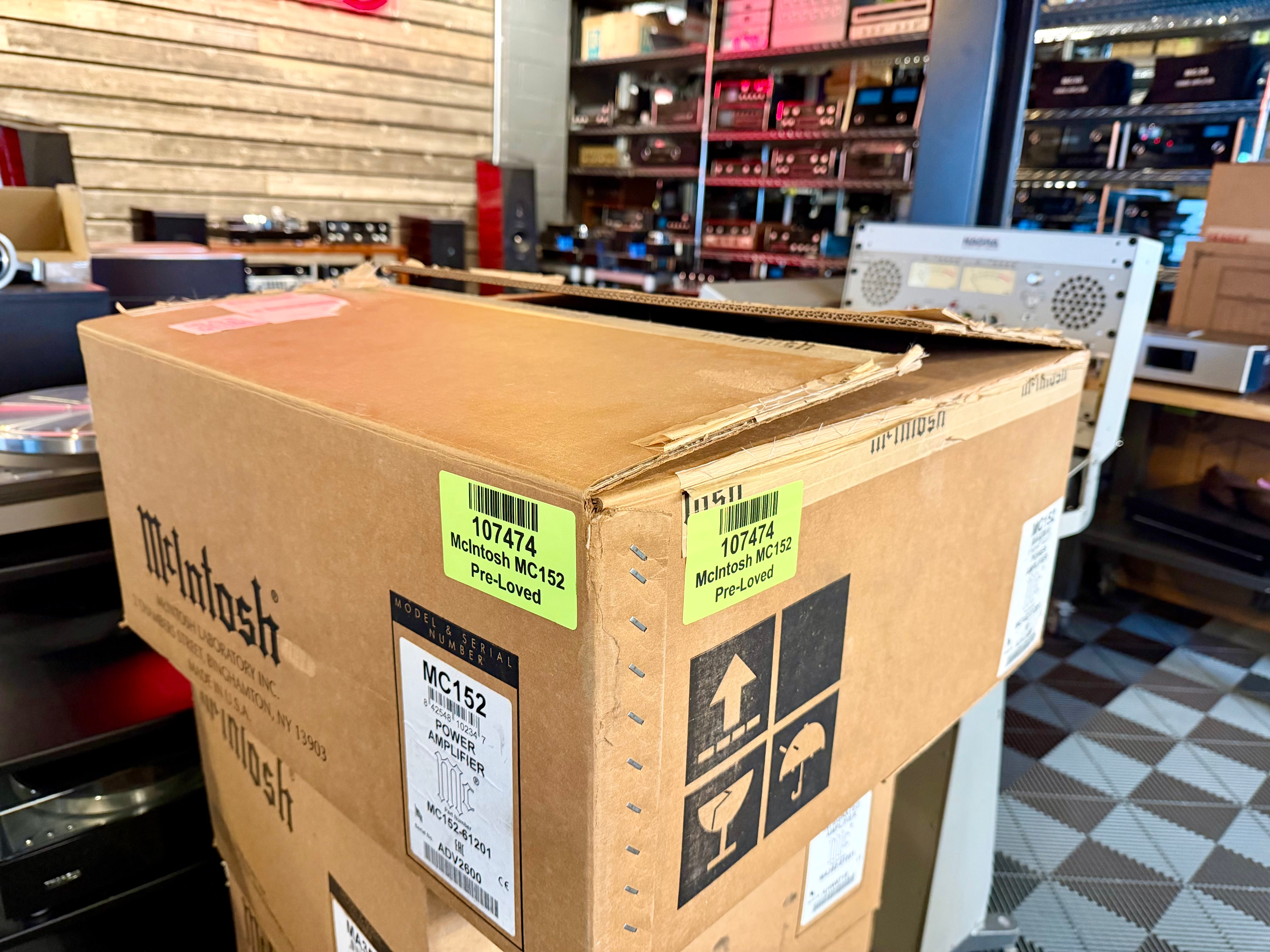 McIntosh MC152 Solid State Amplifier - Pre-Loved