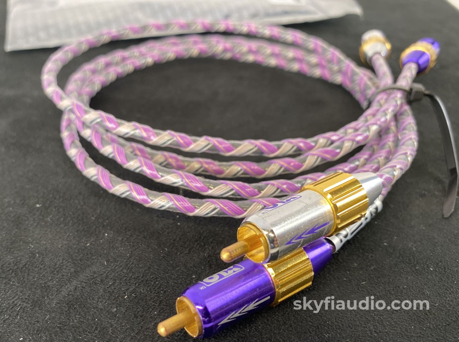 Xlo Signature Series Type 1.1 Rca Interconnect - Like New In Original Packaging 1M Cables