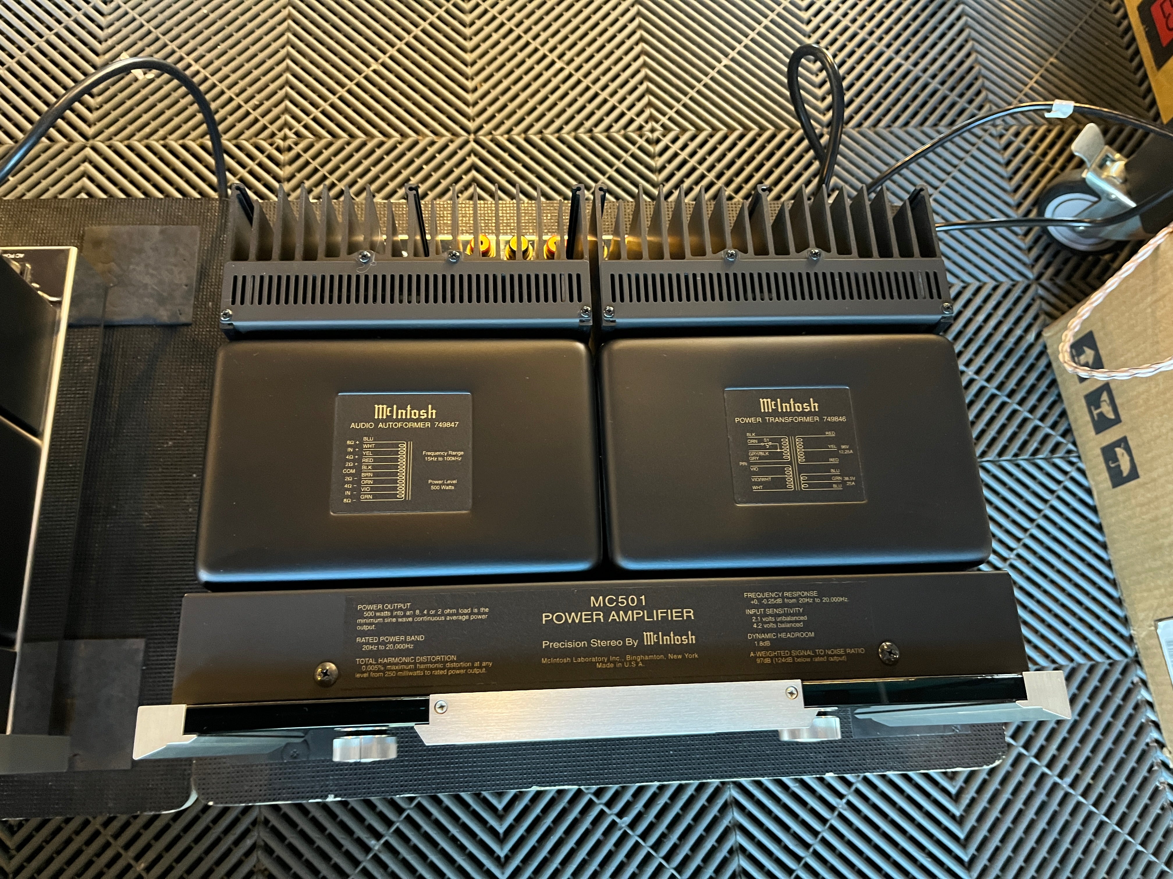 McIntosh MC501 Monoblock Amplifier Pair - Consecutive Serials, Fiber Optic