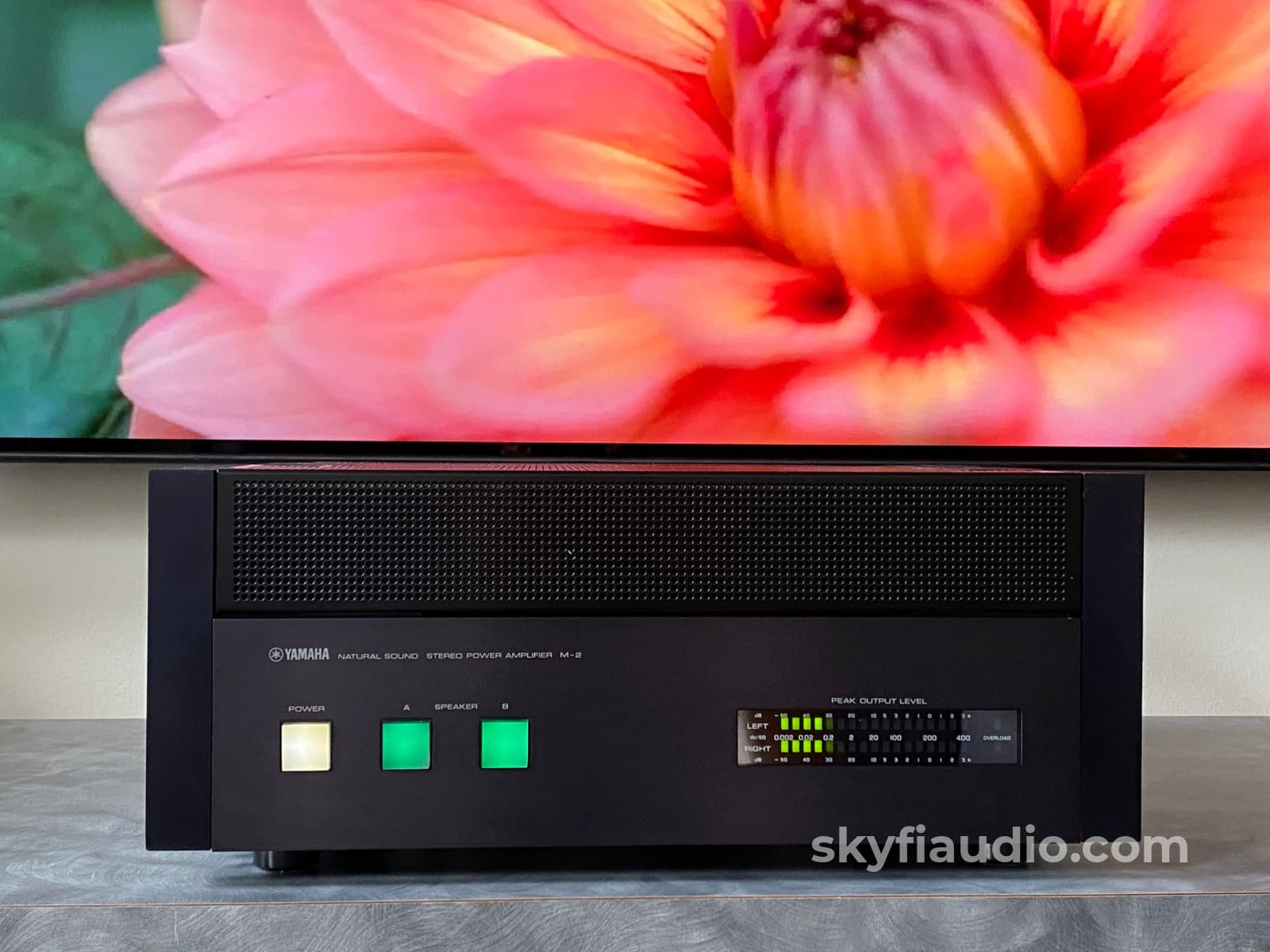 Yamaha M-2 Vintage Amplifier With Vu Meters - Serviced And Upgraded