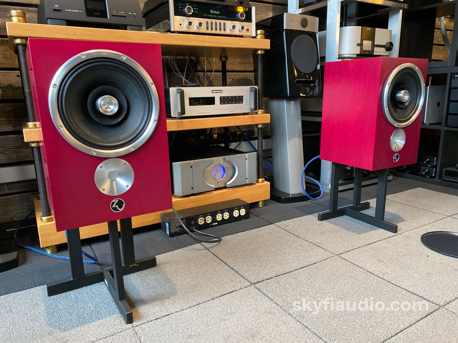 Zu Audio Omen Bookshelf Mk.ii Speakers - In Amazing Sangria Finish