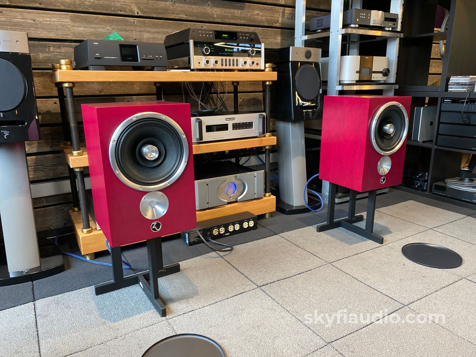 Zu Audio Omen Bookshelf Mk.ii Speakers - In Amazing Sangria Finish