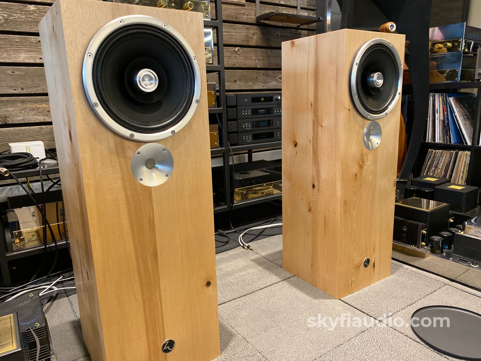 Zu Audio Omen Dirty Weekend Speakers In Rustic Hickory