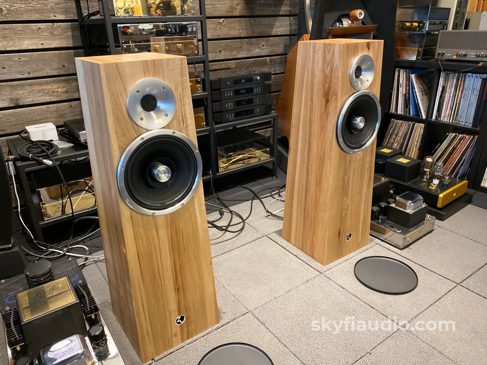 Zu Audio - Soul Supreme High Efficiency Speakers In Walnut