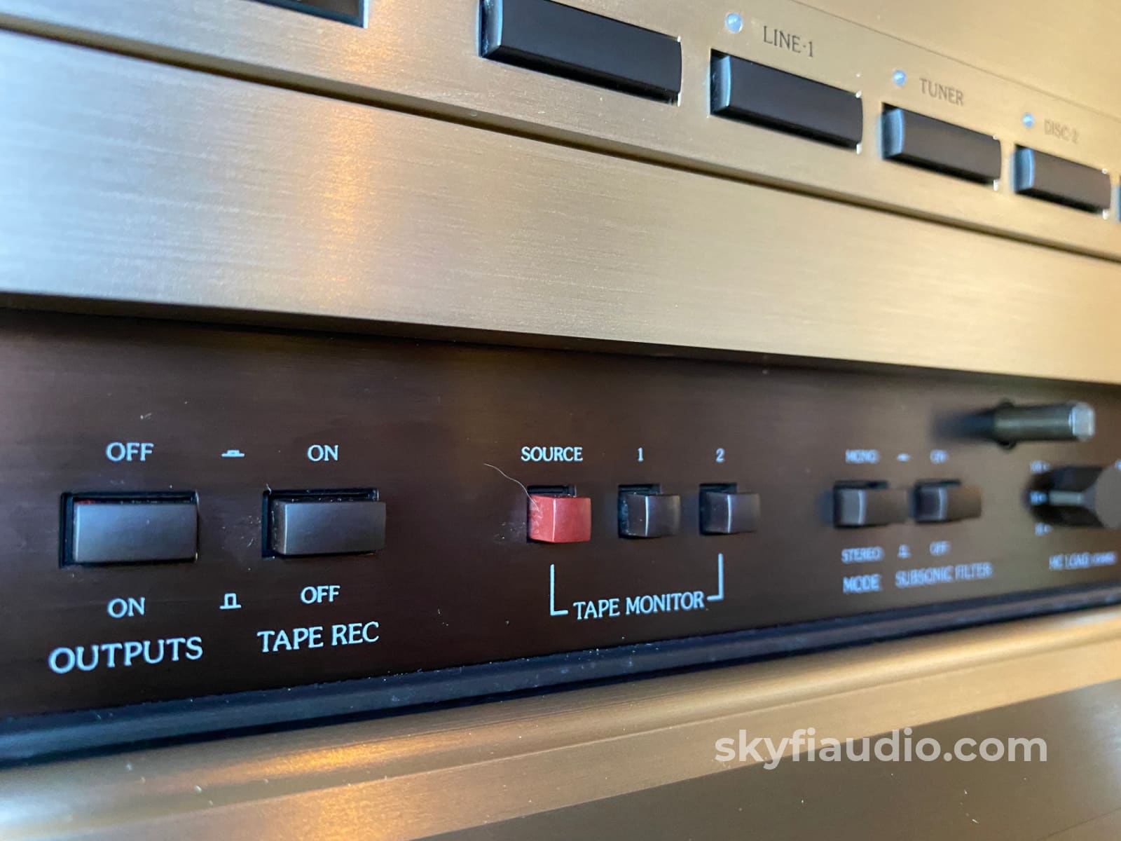 Accuphase C-222 Analog Preamp With Dual Phono - Japanese Gold! Preamplifier