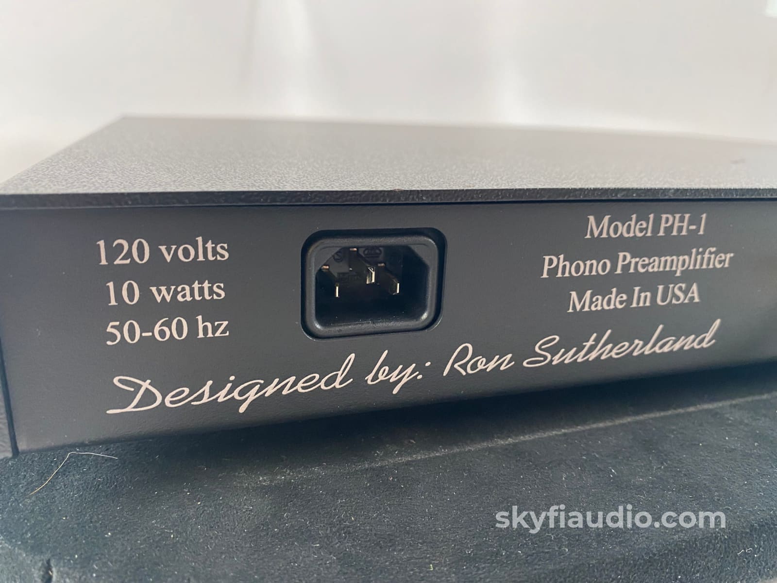 Acoustech Ph1 Premium - Stereophonic Phono Preamplifier Designed By Ron Sutherland
