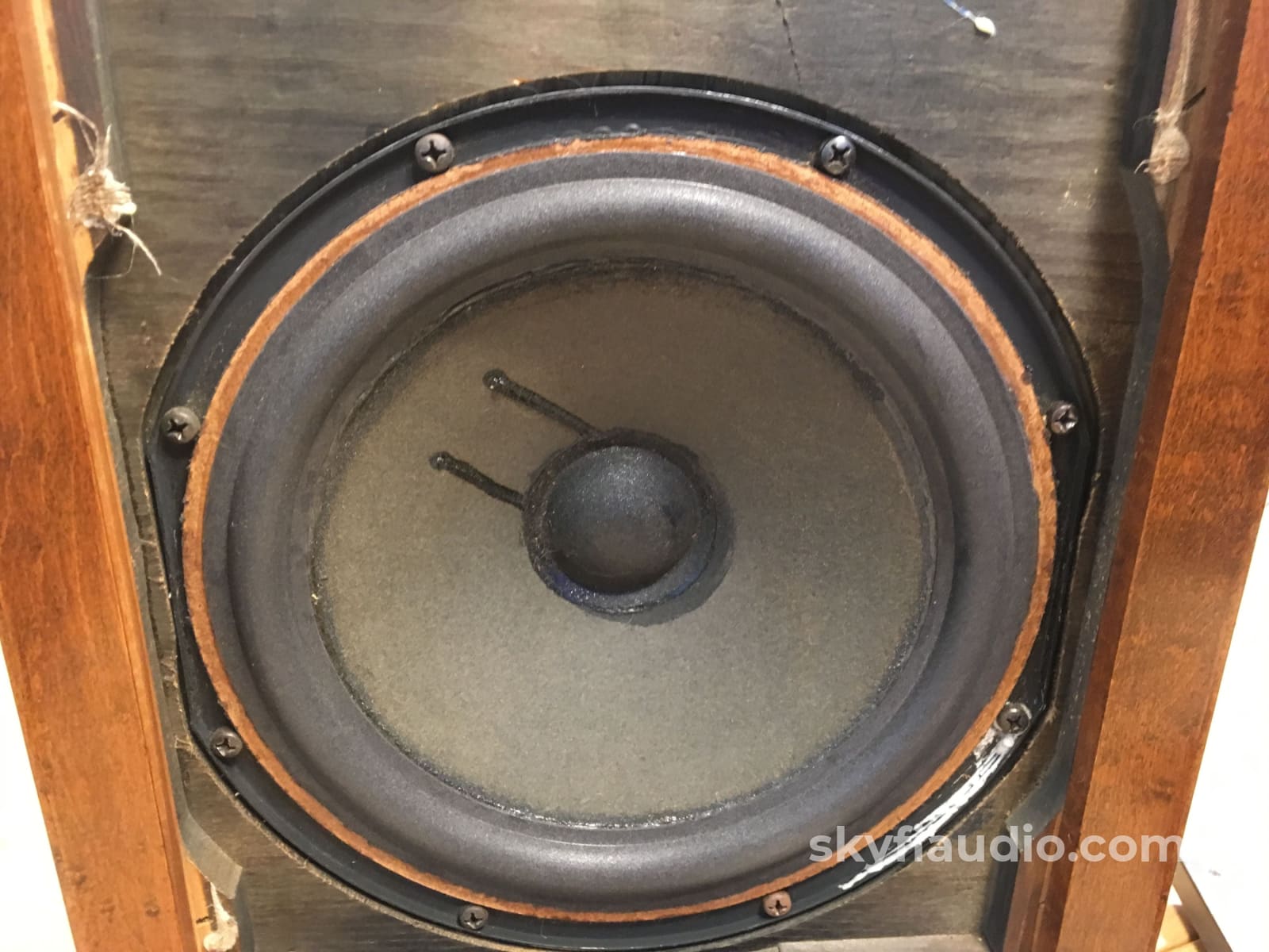 Acoustic Research Ar-3A Speakers