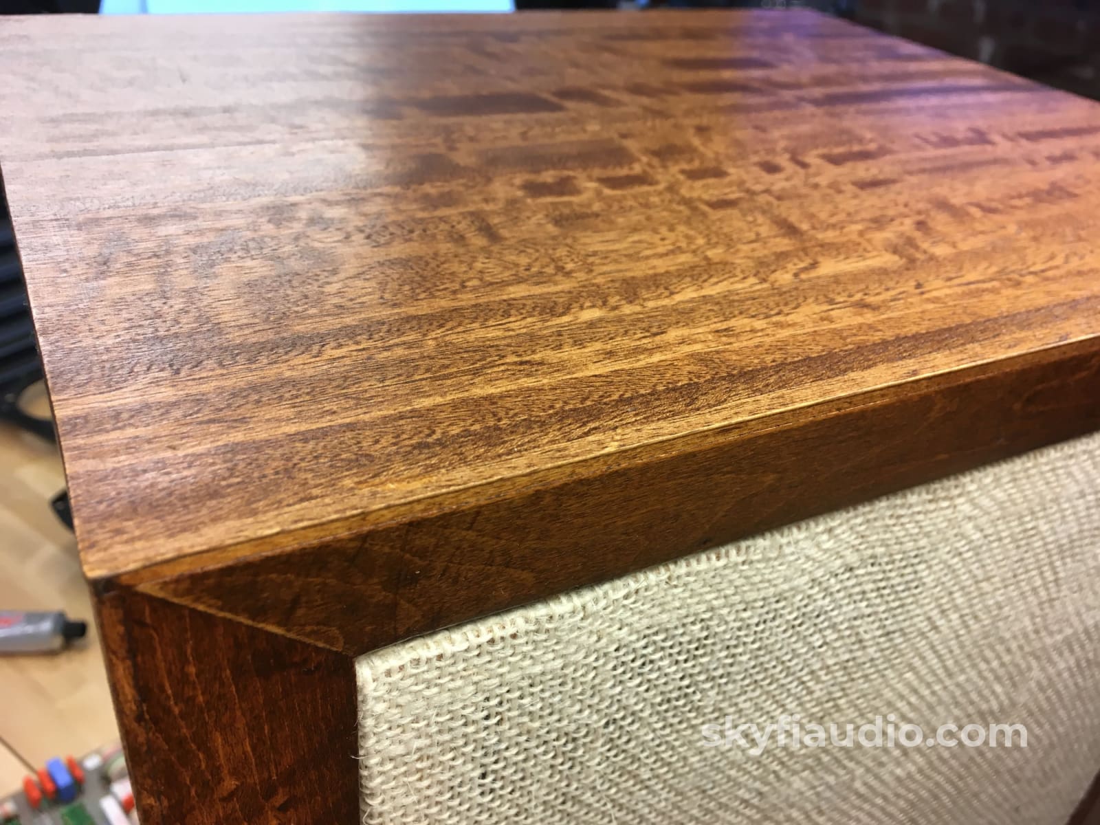 Acoustic Research Ar-3A Speakers