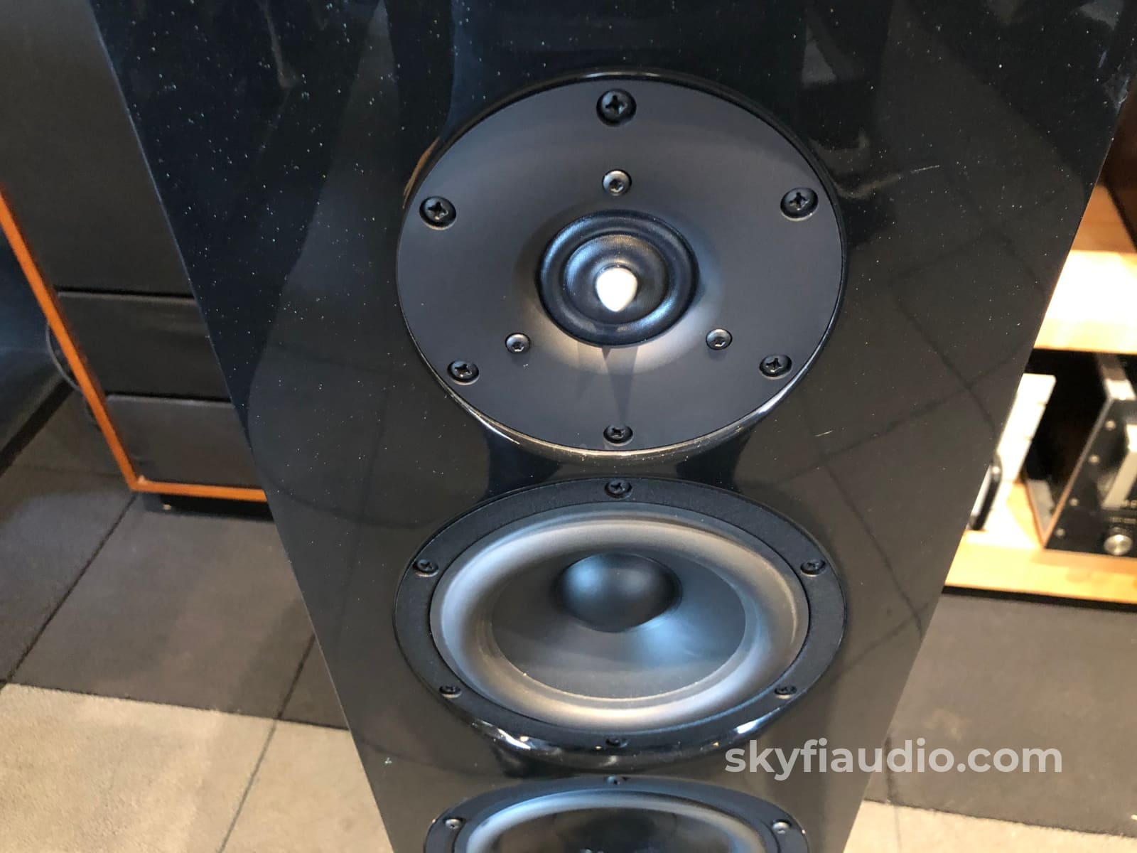 Aerial Acoustics 7T Loudspeakers In Gloss Black - Full Range Speakers