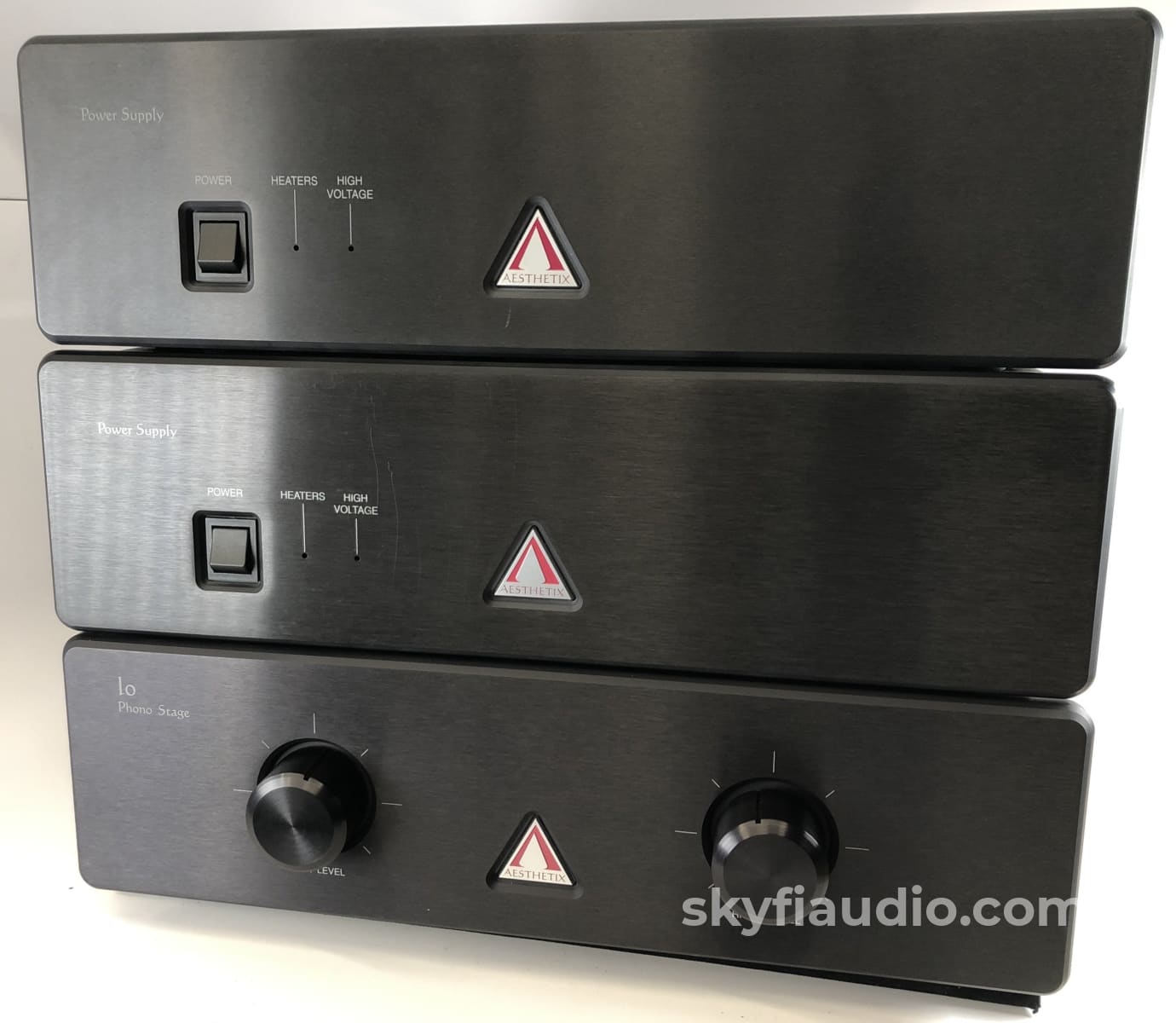 Aesthetix Io Signature All-Tube Phono Stage With Dual Power Supplies Preamplifier