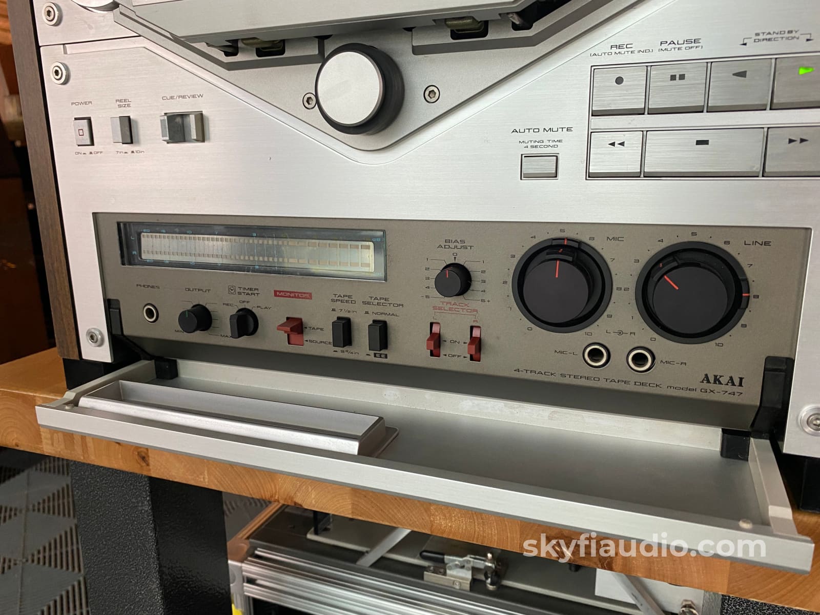 Akai Gx-747 Professional Reel To Tape Recorder - Restored Deck
